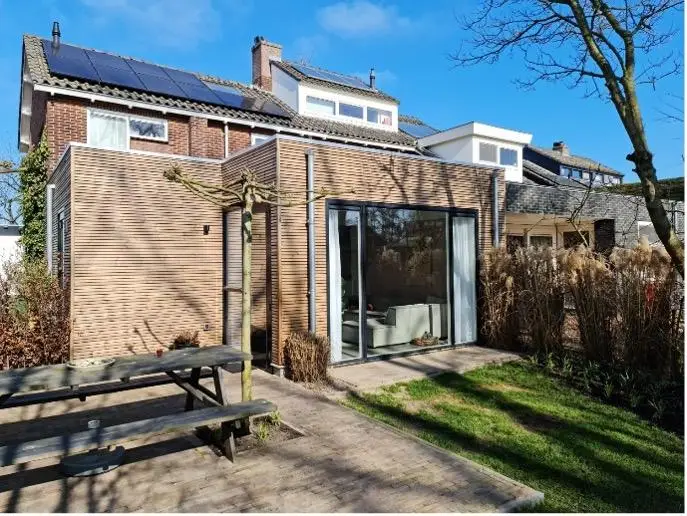 Aanbouw landsmeer