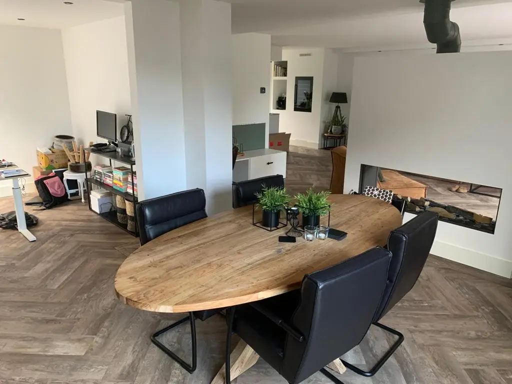 Aanbouw woning binnen