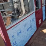 Alle rode delen zijn nu fris wit geschilderd en het WRC is twee keer in de lak gezet.